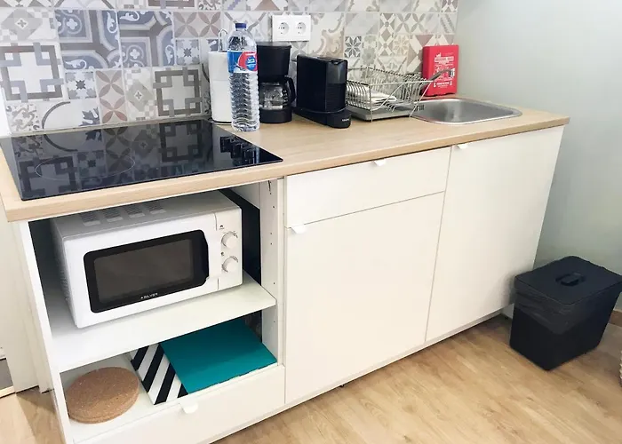 Little Tower Apartment *